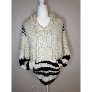 POL Oversized Sweater Hoodie Beige Black Fuzzy Thick Soft Sz Small